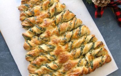 Christmas tree spinach bread.